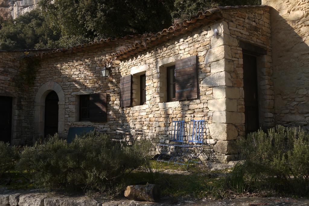 Auberge Des Seguins Buoux Luaran gambar